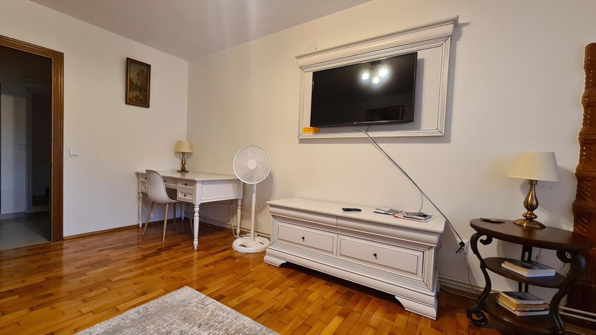Apartament Bogdan Гура Хуморулуй Екстериор снимка