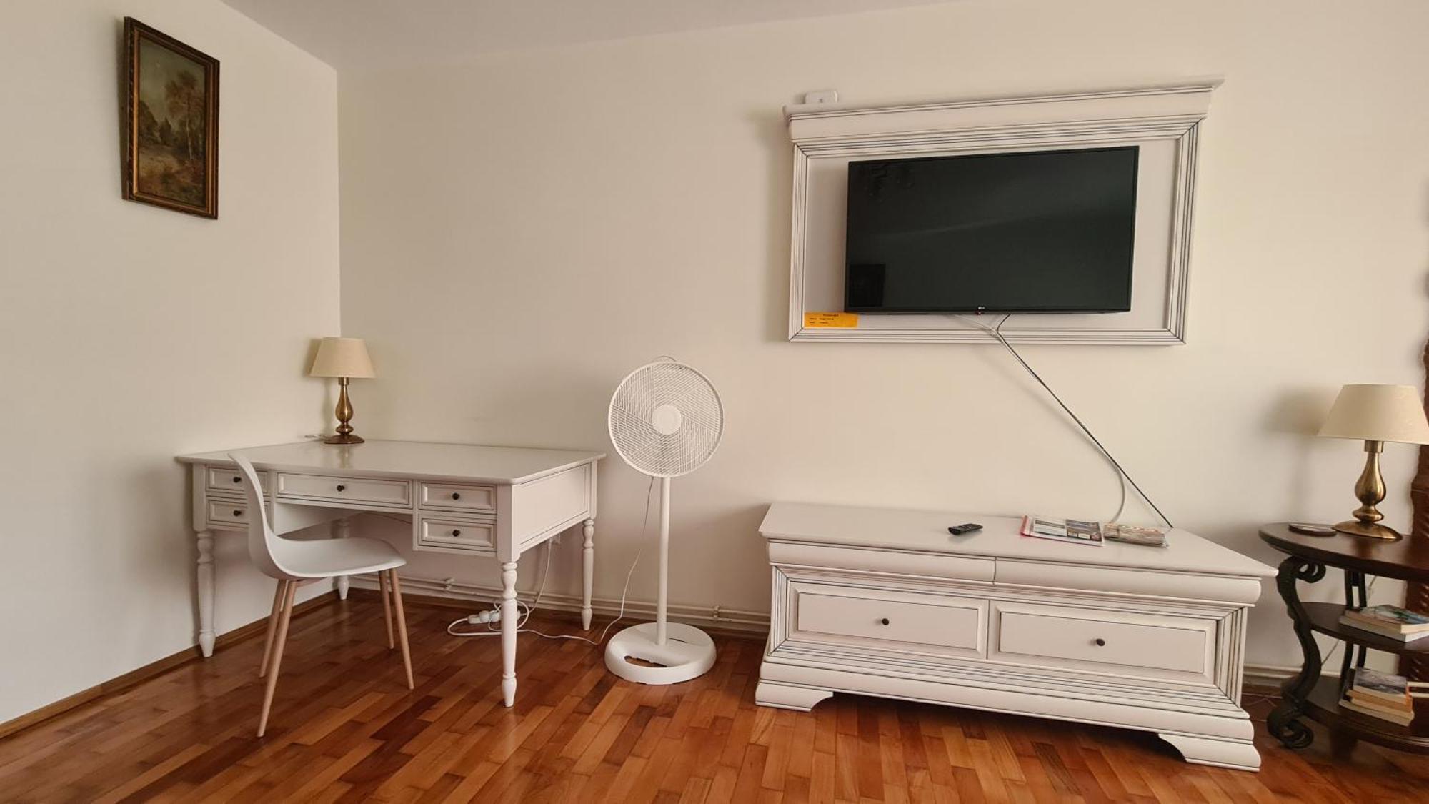Apartament Bogdan Гура Хуморулуй Екстериор снимка